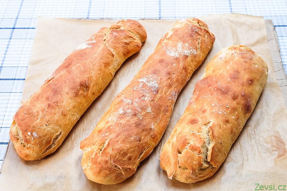 Čerstvé domácí bagety